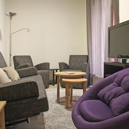 Apartamentos Living Sevilla Centro Maestranza المظهر الخارجي الصورة