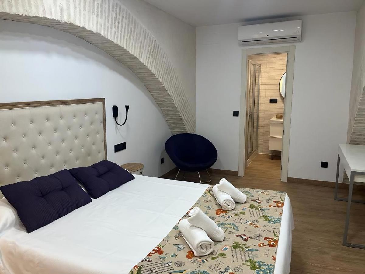 Apartamentos Living Sevilla Centro Maestranza المظهر الخارجي الصورة