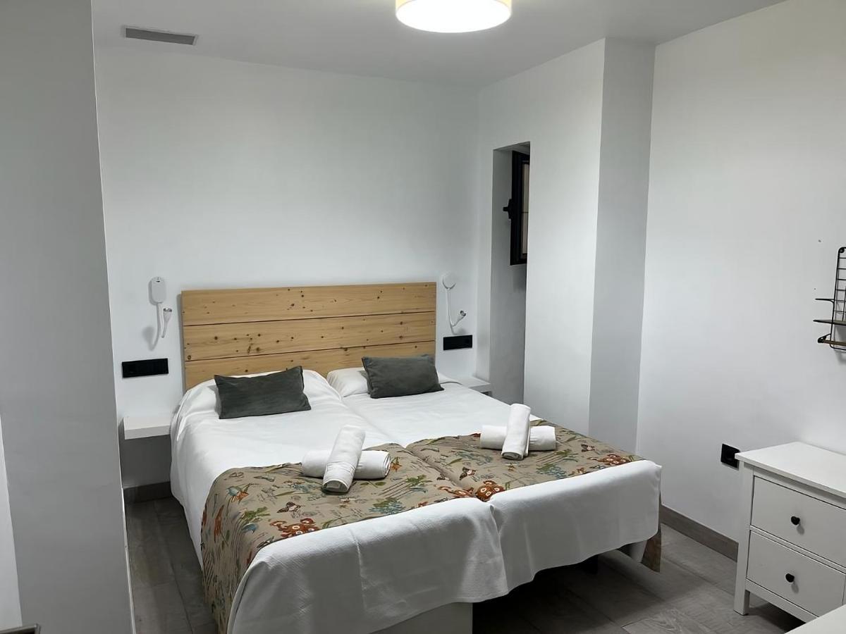 Apartamentos Living Sevilla Centro Maestranza المظهر الخارجي الصورة